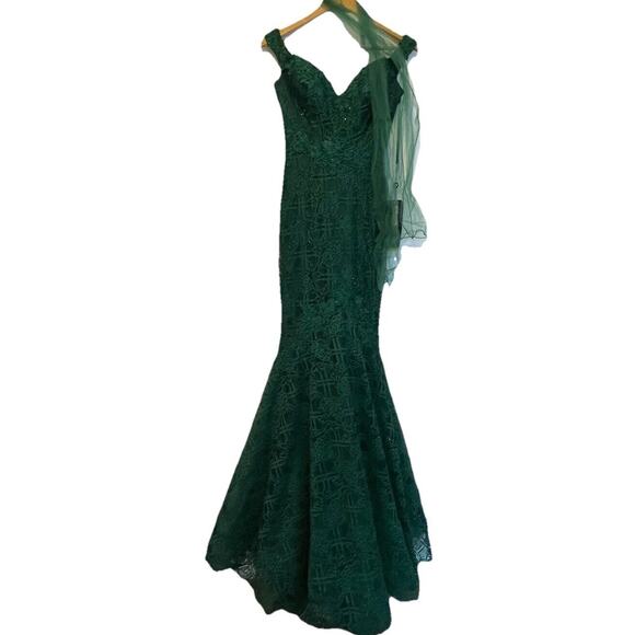 Royal Queen Formal Dress Womens 4 Hunter Green Mermaid Sparkle Prom HOCO Train - Picture 1 of 8